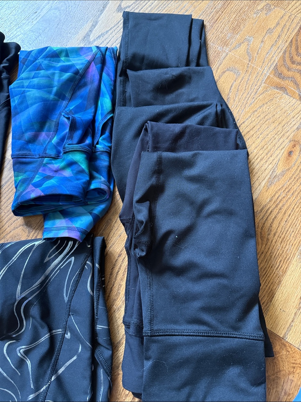 Athletic bundle - Picture 5 of 5